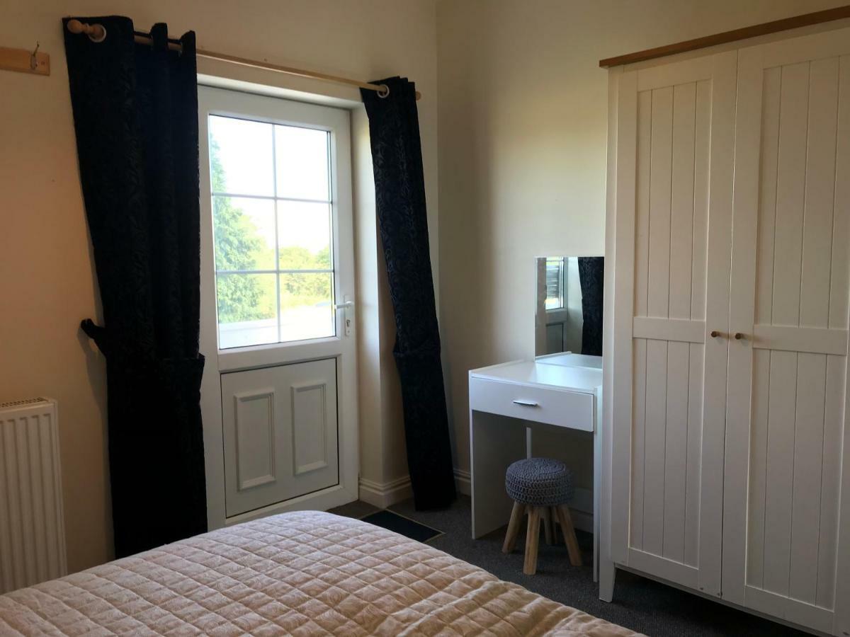 Moorhouse Farm Flat Apartman Telford Kültér fotó